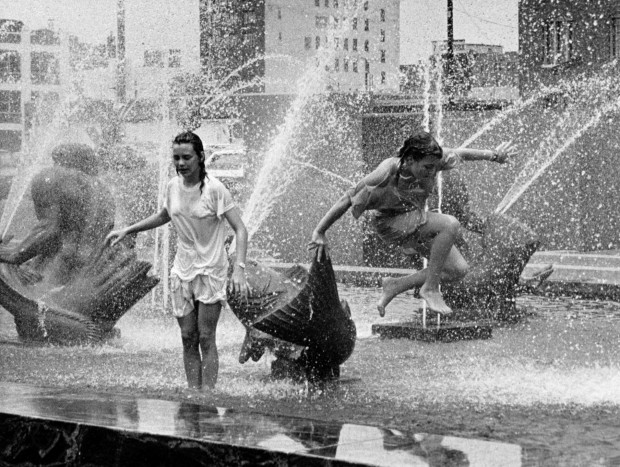 Look Back: Aloe Plaza, 1939